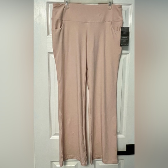 🆕 Yoga Fitness - Cream/Nude Pink Workout Athletic Flare Leggings/Pants w/Pockets - Picture 3 of 7